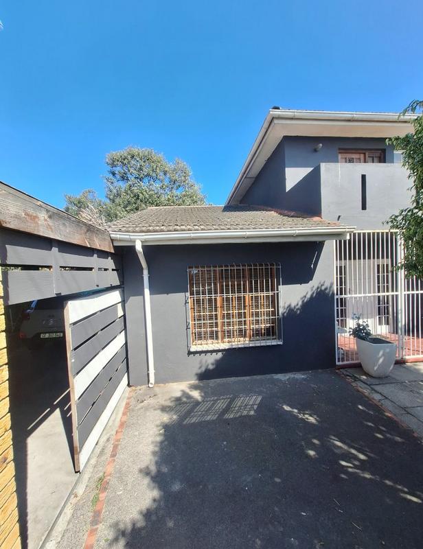 7 Bedroom Property for Sale in Ravensmead Western Cape